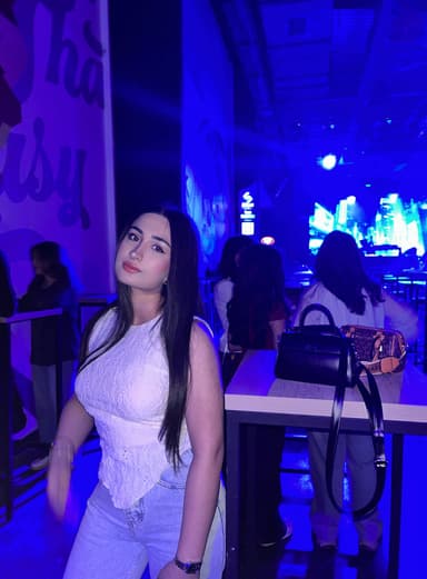 Güldanə İsakova